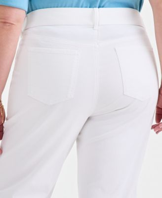 Plus Size High-Rise Shaping Capri Jeans