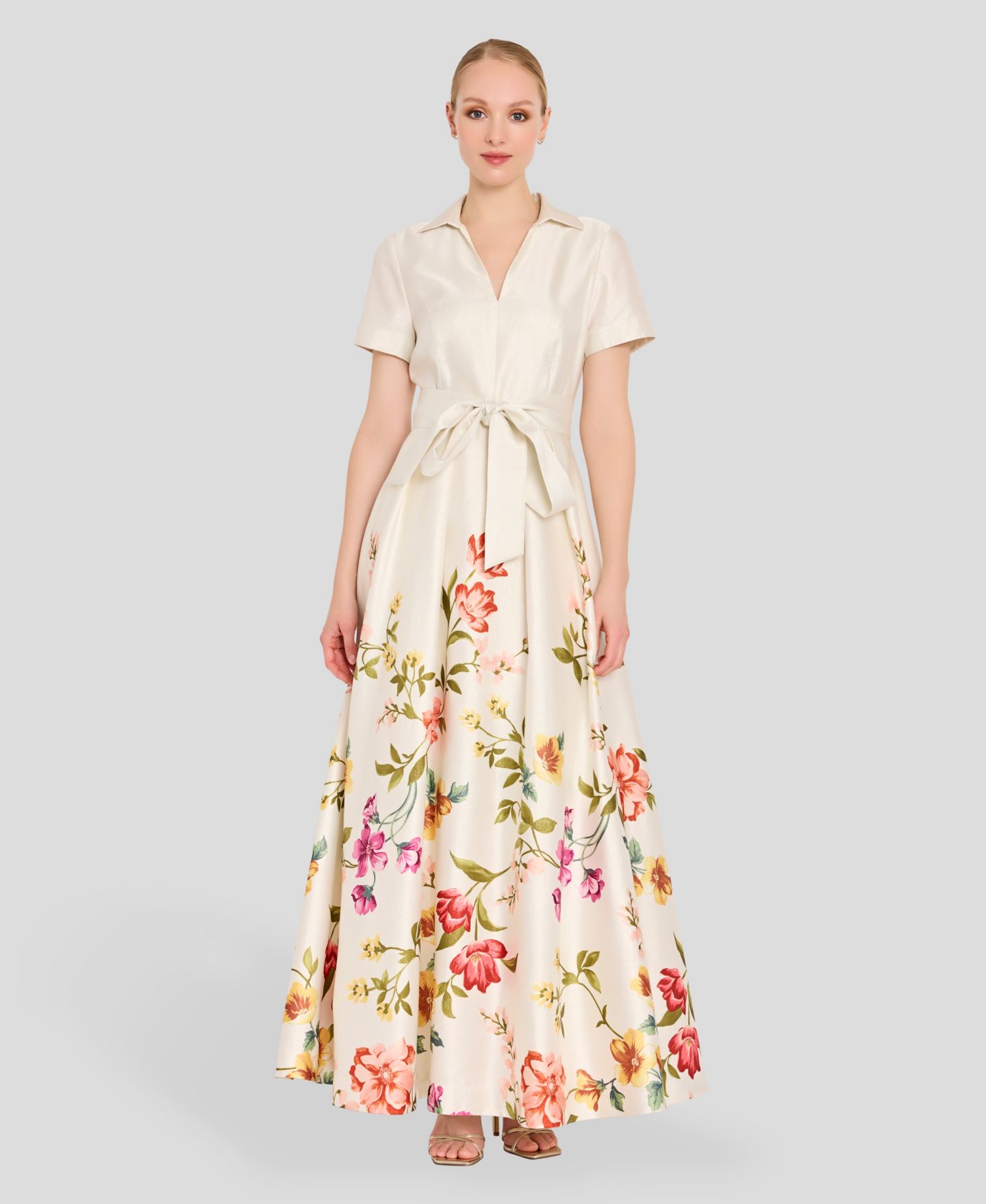 Женские платья Tahari ASL V-Neck Short-Sleeve Printed Gown, цвет: Кремовый пудровый — фото 1