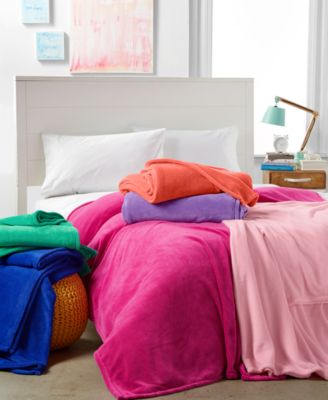 Berkshire - So Soft Blanket