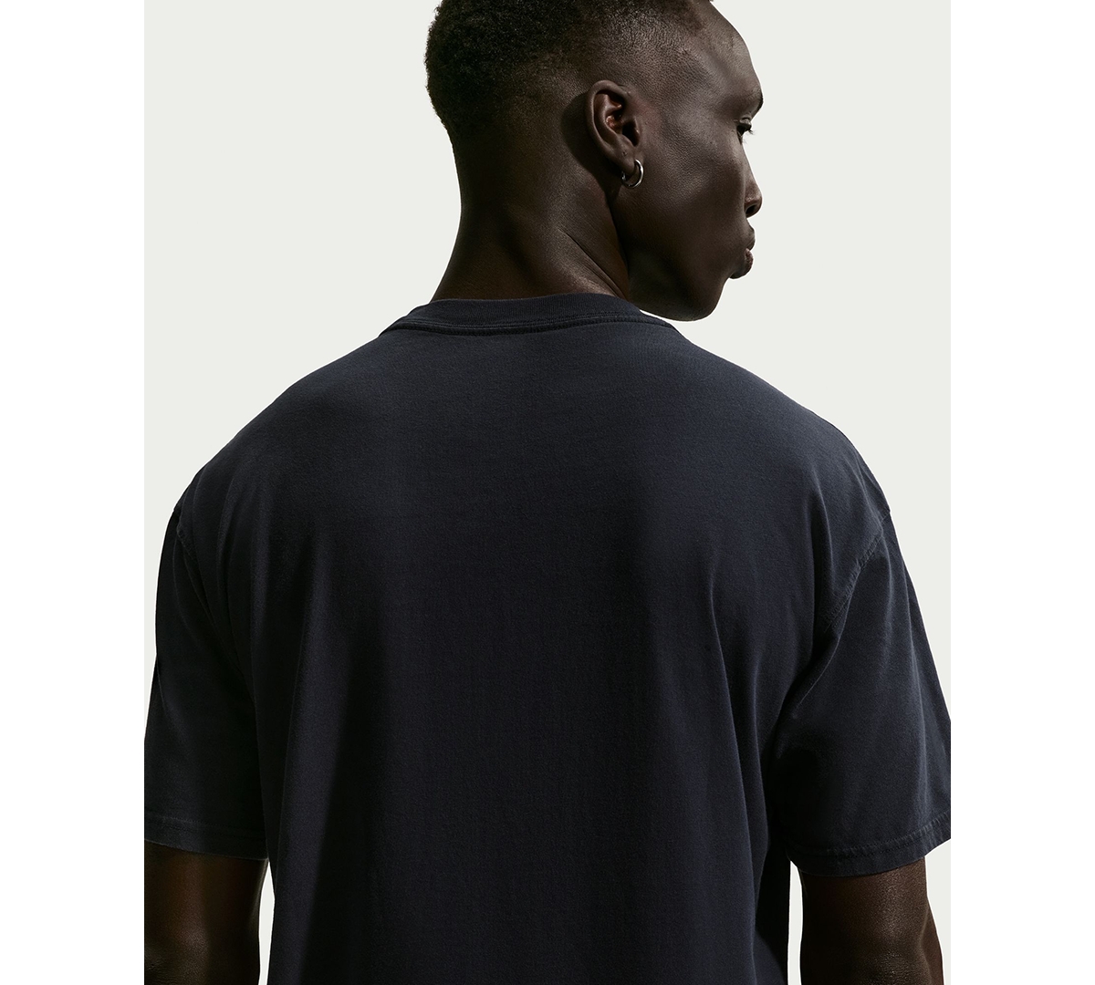 Nike Men's Sportswear Loose-Fit T-Shirt