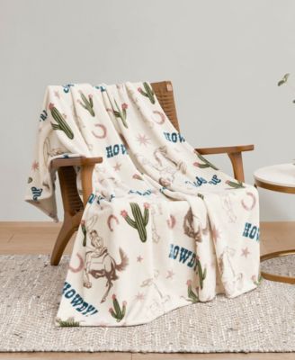 Chic Plush Throw, 50" x 60"