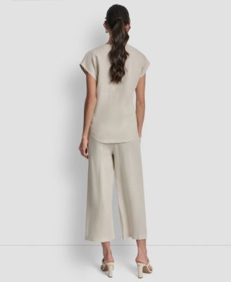 Women's V-Neck Short-Sleeve Shirt