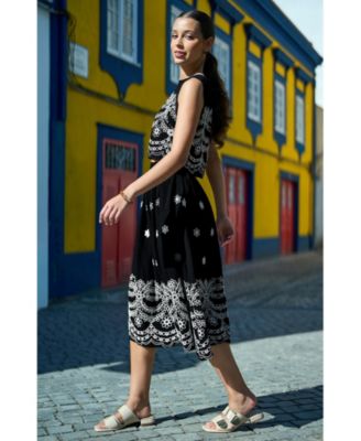 Women's Embroidered Crop Top