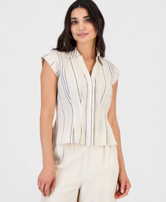 Petite Printed Short-Sleeve Collared Button-Up Blouse