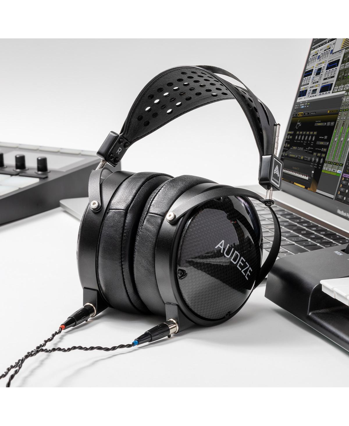 Audeze Lcd-xc Closed-Back Over Ear Headphones (Carbon)