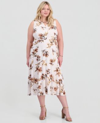 Plus Size Sleeveless Midi Dress