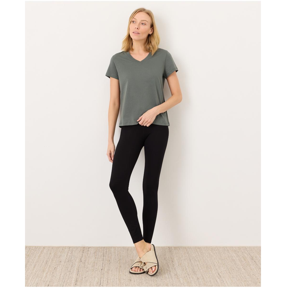 Pact Women's Organic Cotton Essential V-Neck Tee