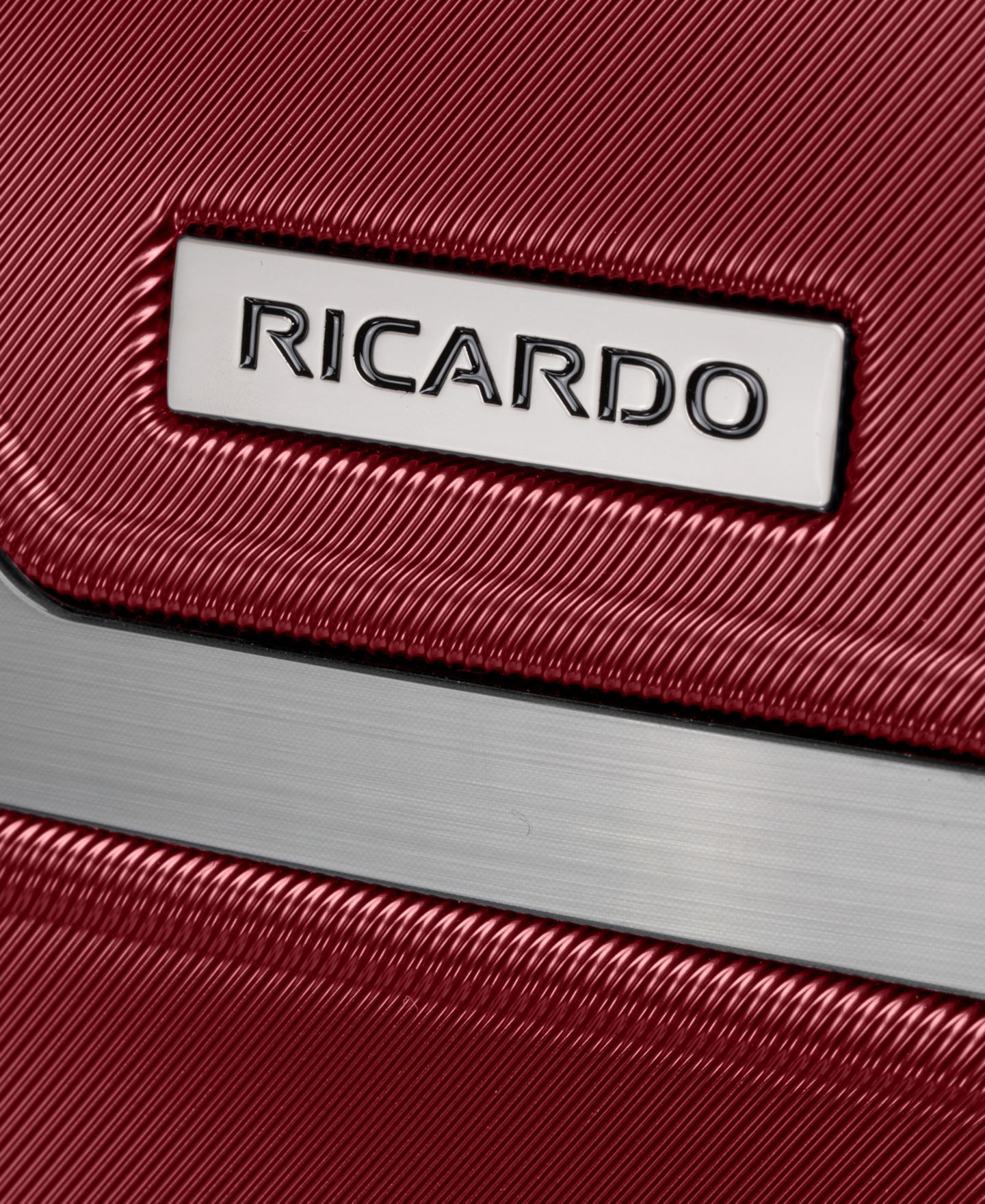 Чемодан Ricardo Palm Springs Collection Carry-On Spinner with FastAccess Front Pocket, цвет: Малиновый красный — фото 14