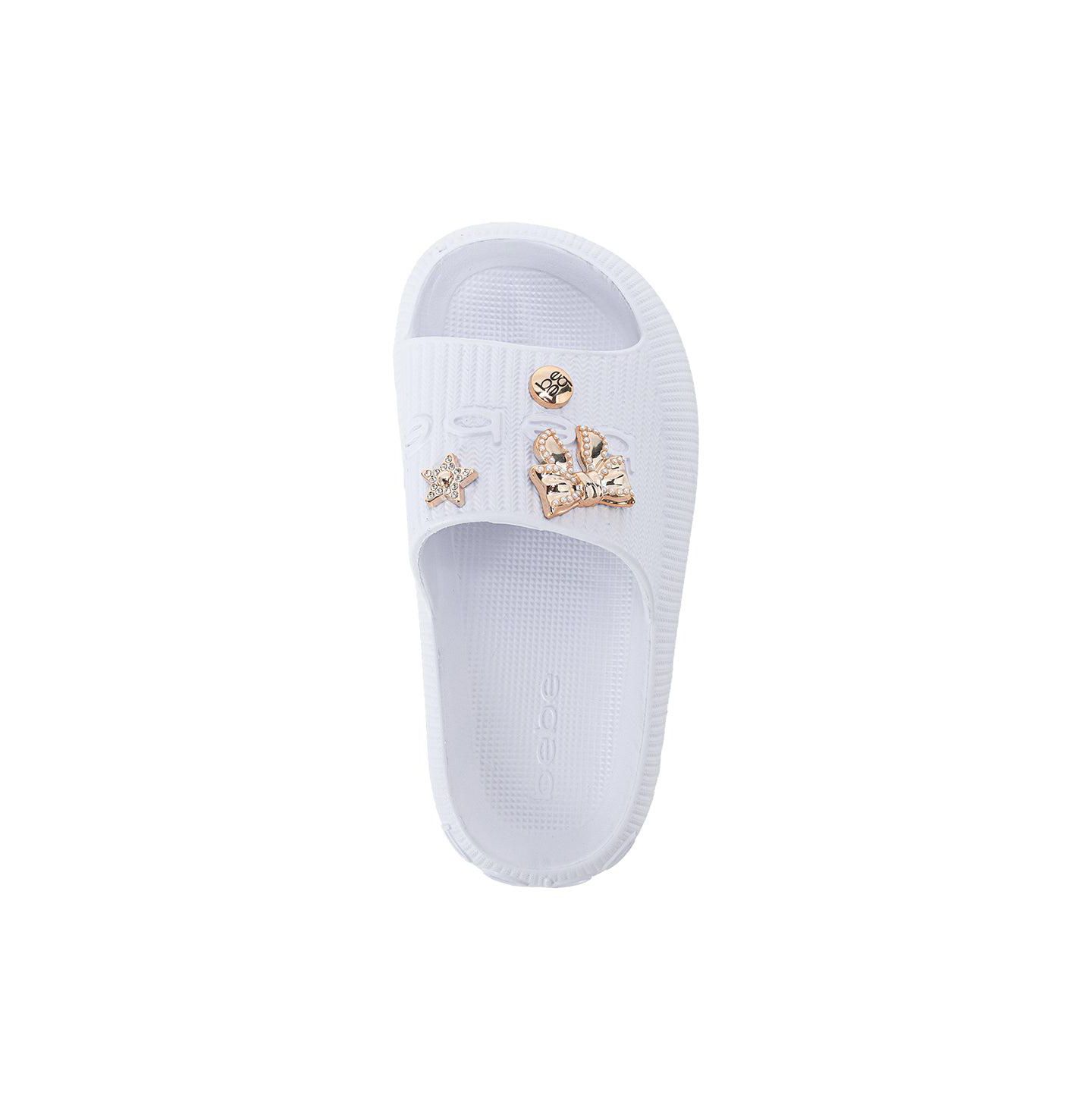 Сандалии Bebe EVA Slide – Lightweight Comfy Slide Sandals with Metal Charms для девочек, цвет: Белый — фото 6