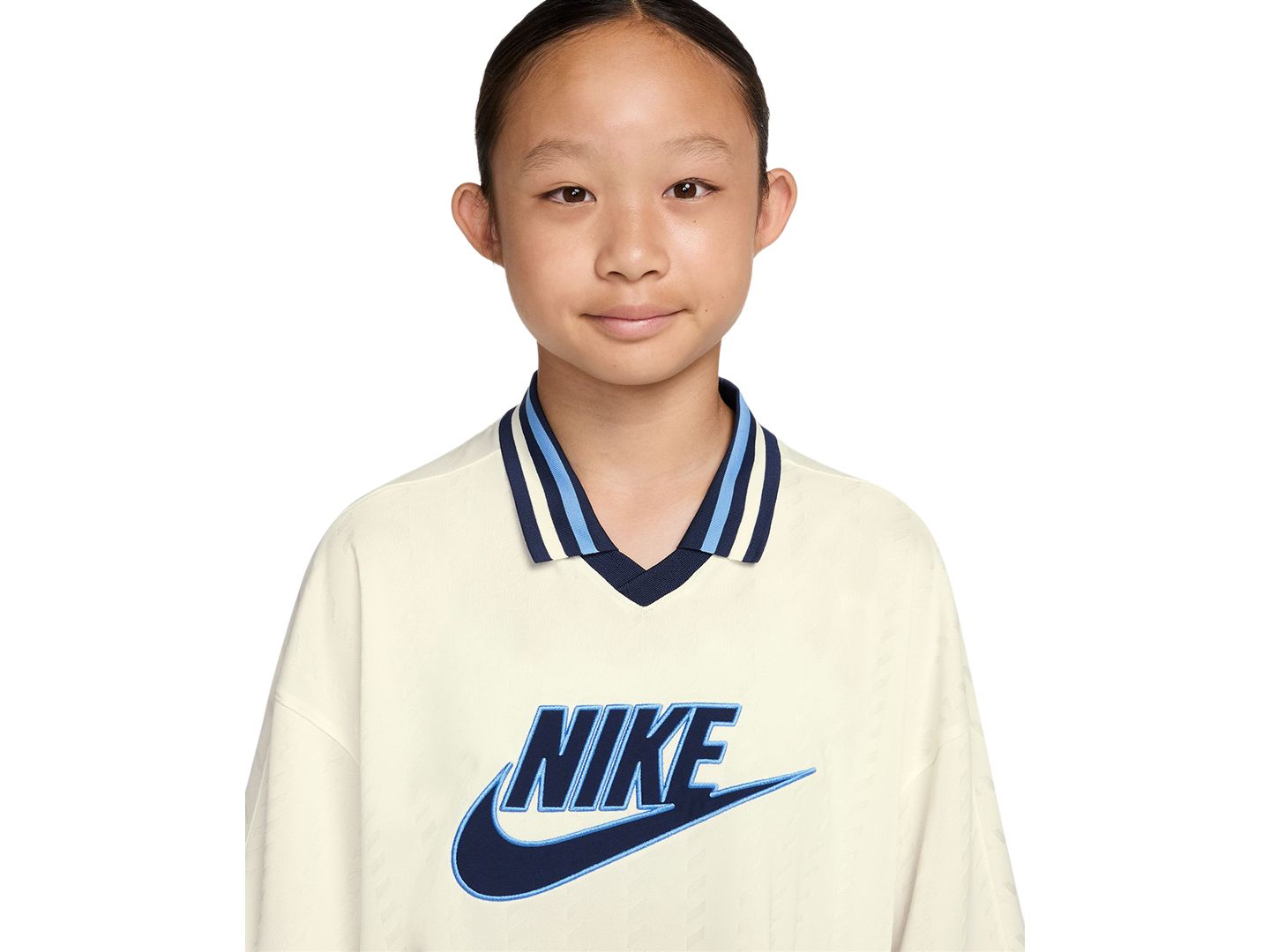 Футболка Nike Short-Sleeve T-Shirt для девочек, цвет: Кремовый — фото 2