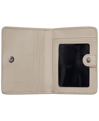 Boxed Lilah Snap Closure Mini Bifold Card Case