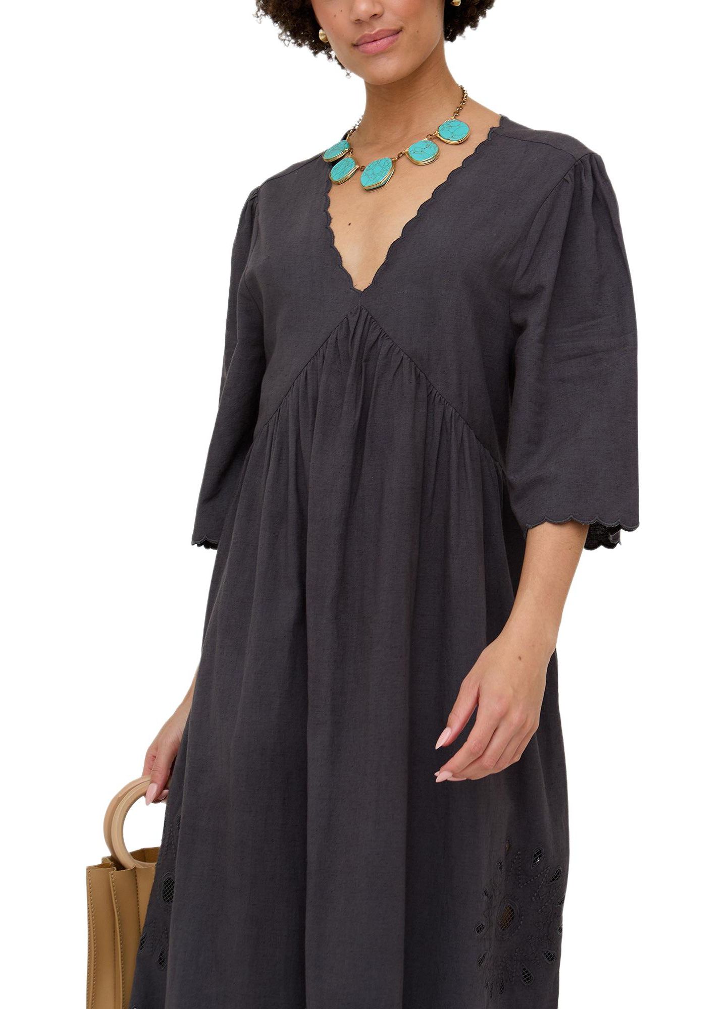 Женское платье Raffya Ibiza Smock Embroidered Midi, цвет: Угольный — фото 3
