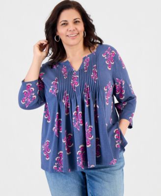Plus Size Pintucked Split-Neck 3/4-Sleeve Top