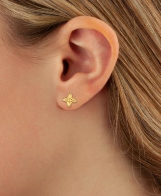 Fluer De Lis Flower Stud Earrings Set in 14k Gold (10mm)