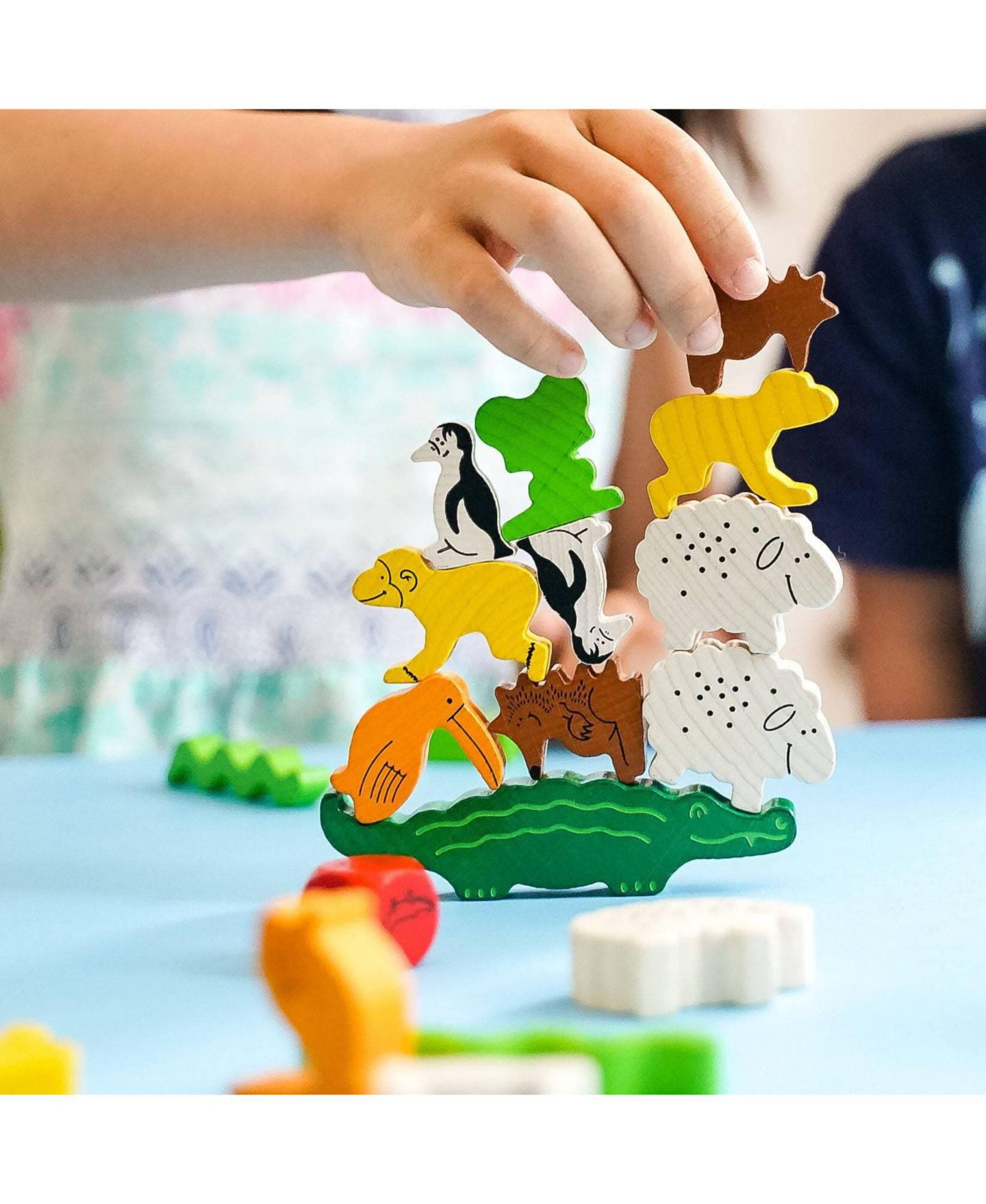 Детские настольные игры Haba Animal Upon Animal 30-Piece Stacking Dexterity Board Game, Ages 4+, цвет: Mutli — фото 3