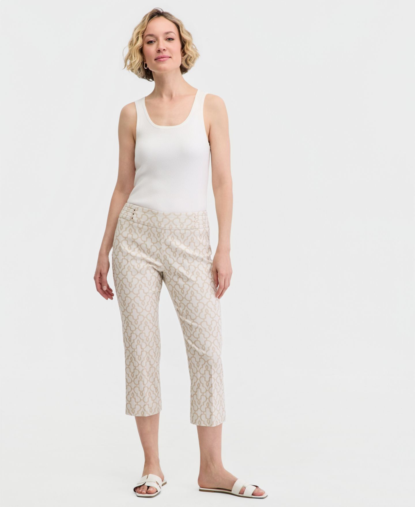 Женские брюки JM Collection Jacquard Mid Rise Pull-On Capri, цвет: Яркий белый — фото 1