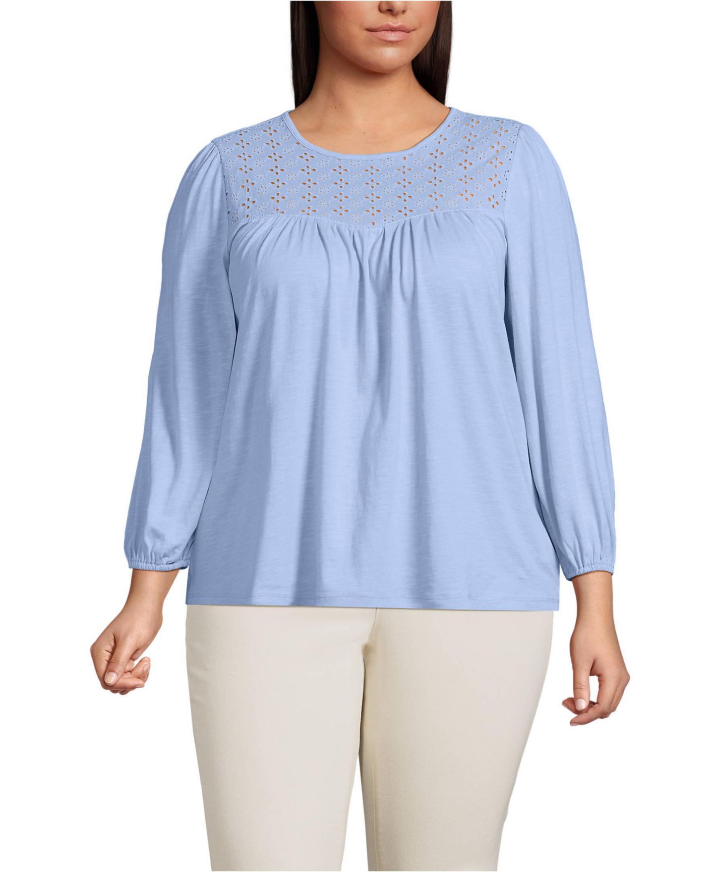 Женский топ Lands' End Plus Size 3/4 Sleeve Eyelet Mix Flowy, цвет: Светлый морской синий — фото 1