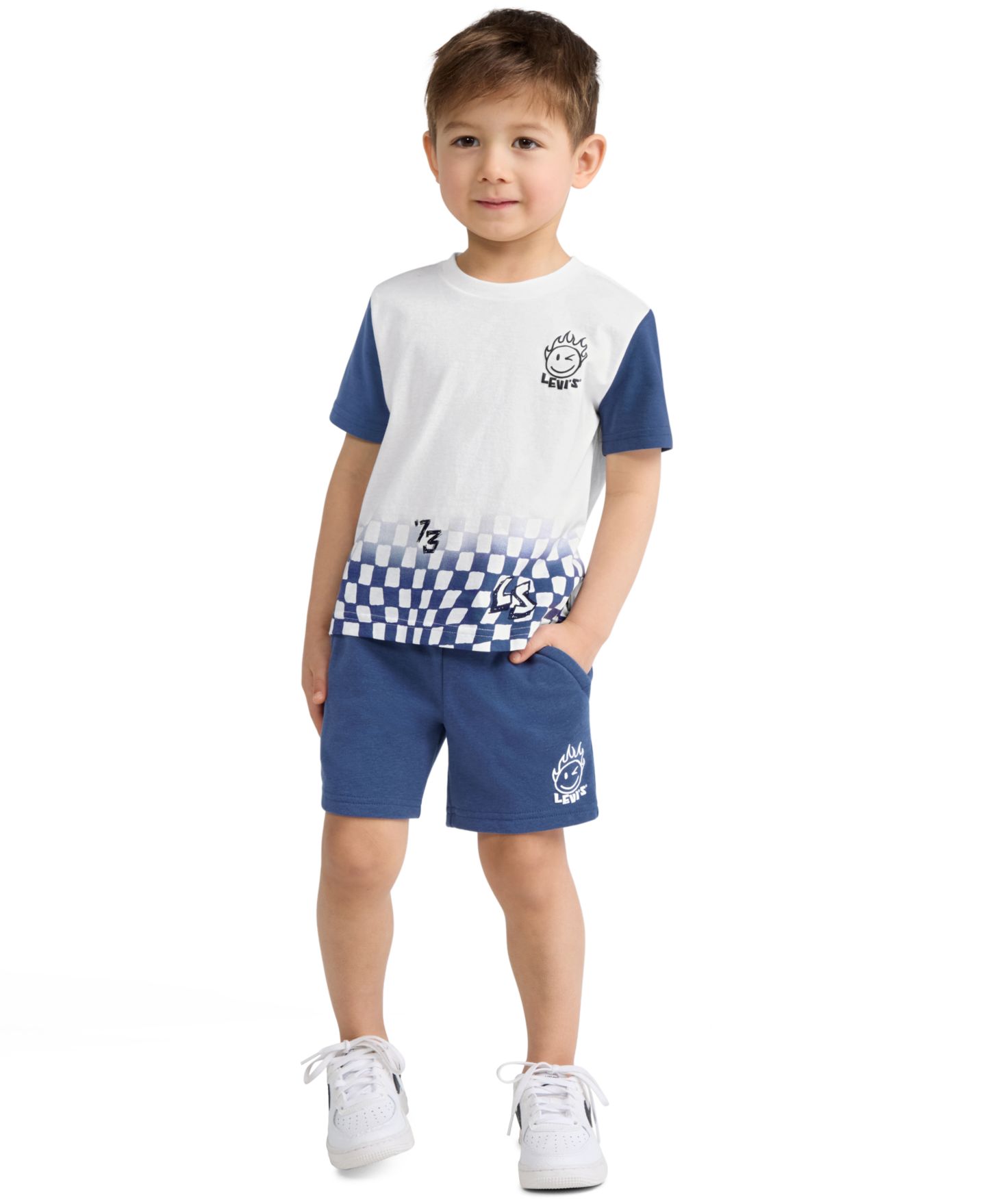 Детский комплект Levi's: футболка Smiley в клетку и шорты, 2T-7, цвет: Яркий белый / Синий — фото 1