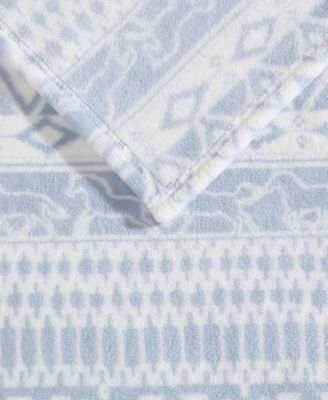 Western Horse Stripe Printed Plush Throw, 70" X 50"