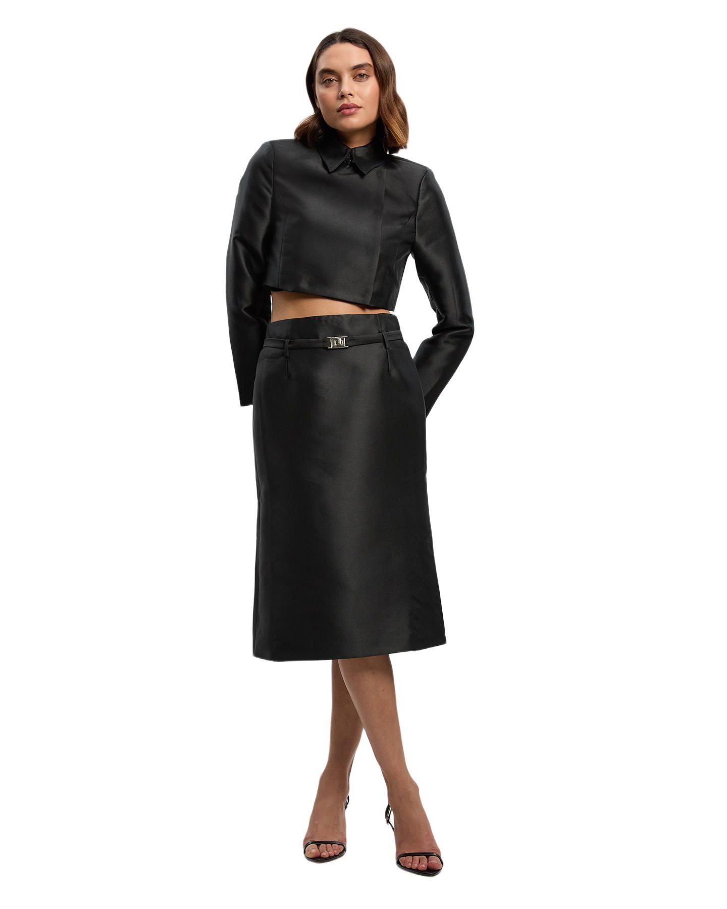 Женская куртка Karen Millen Satin Twill Cropped Wrap Tailored, цвет: Чёрный — фото 2