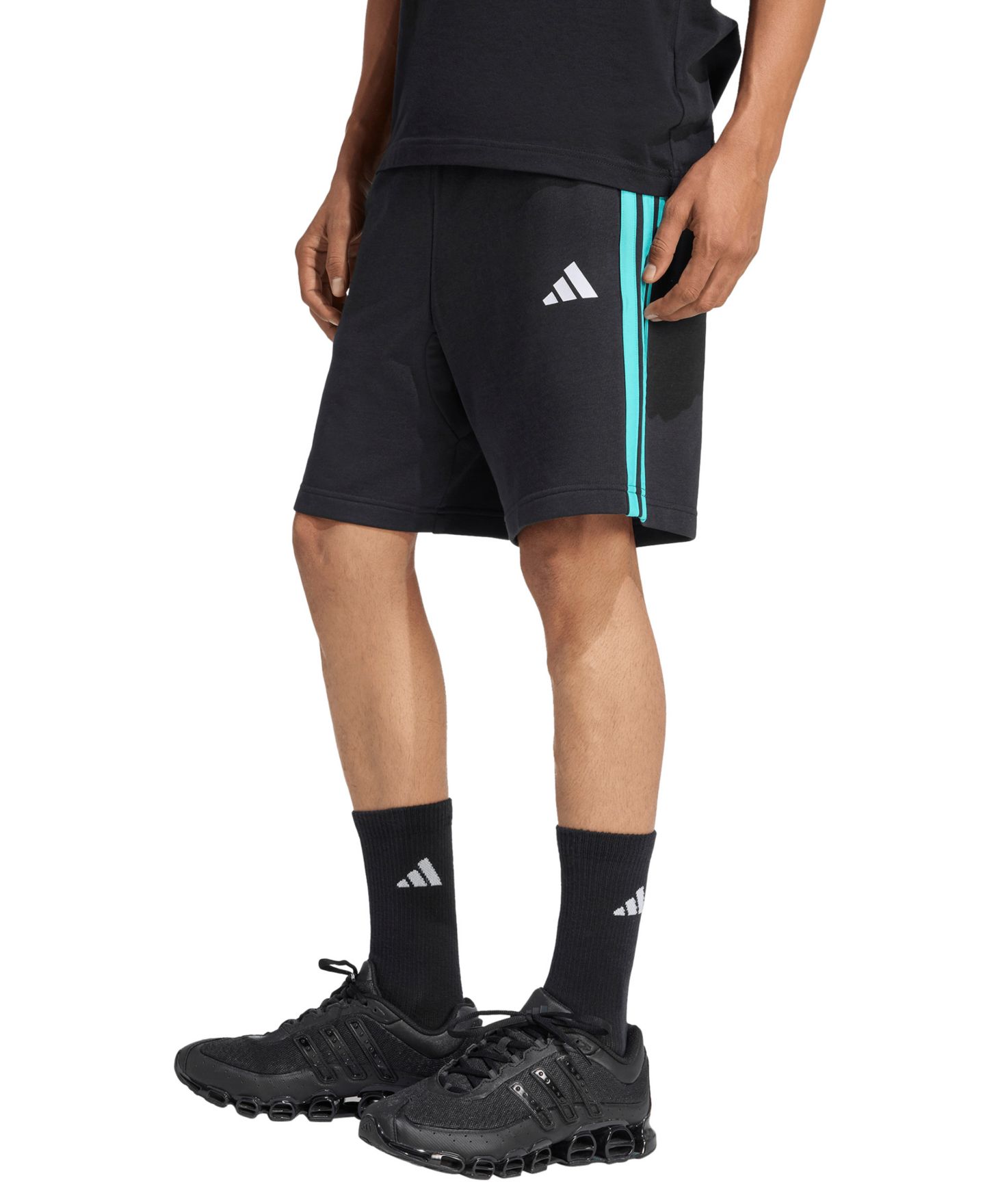 Мужские шорты adidas Mercedes Formula 1 Sports Shorts, цвет: Чёрный / Мятный — фото 1
