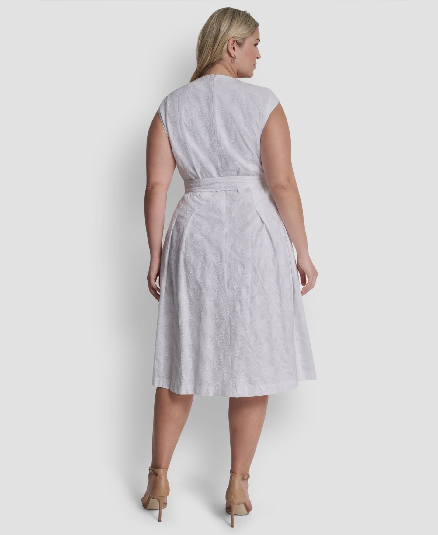 Женское платье DKNY Plus Size Sleeveless V-Neck Midi, цвет: Белый — фото 5