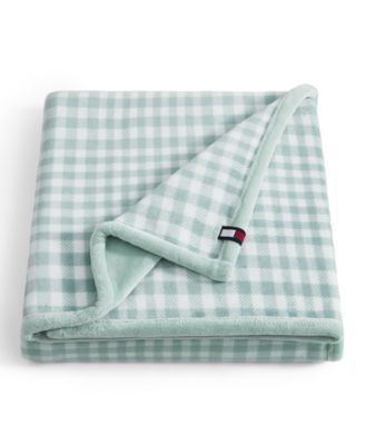 Modern Check Printed Plush Throw, 70" x 50"