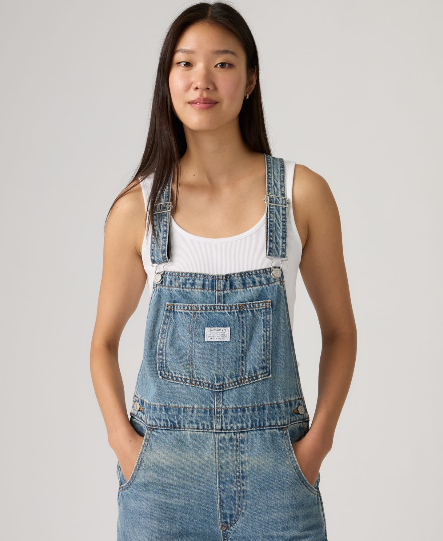 Женский комбинезон Levi's Vintage-Inspired Drapey Fit Denim Overalls, цвет: File Away — фото 3