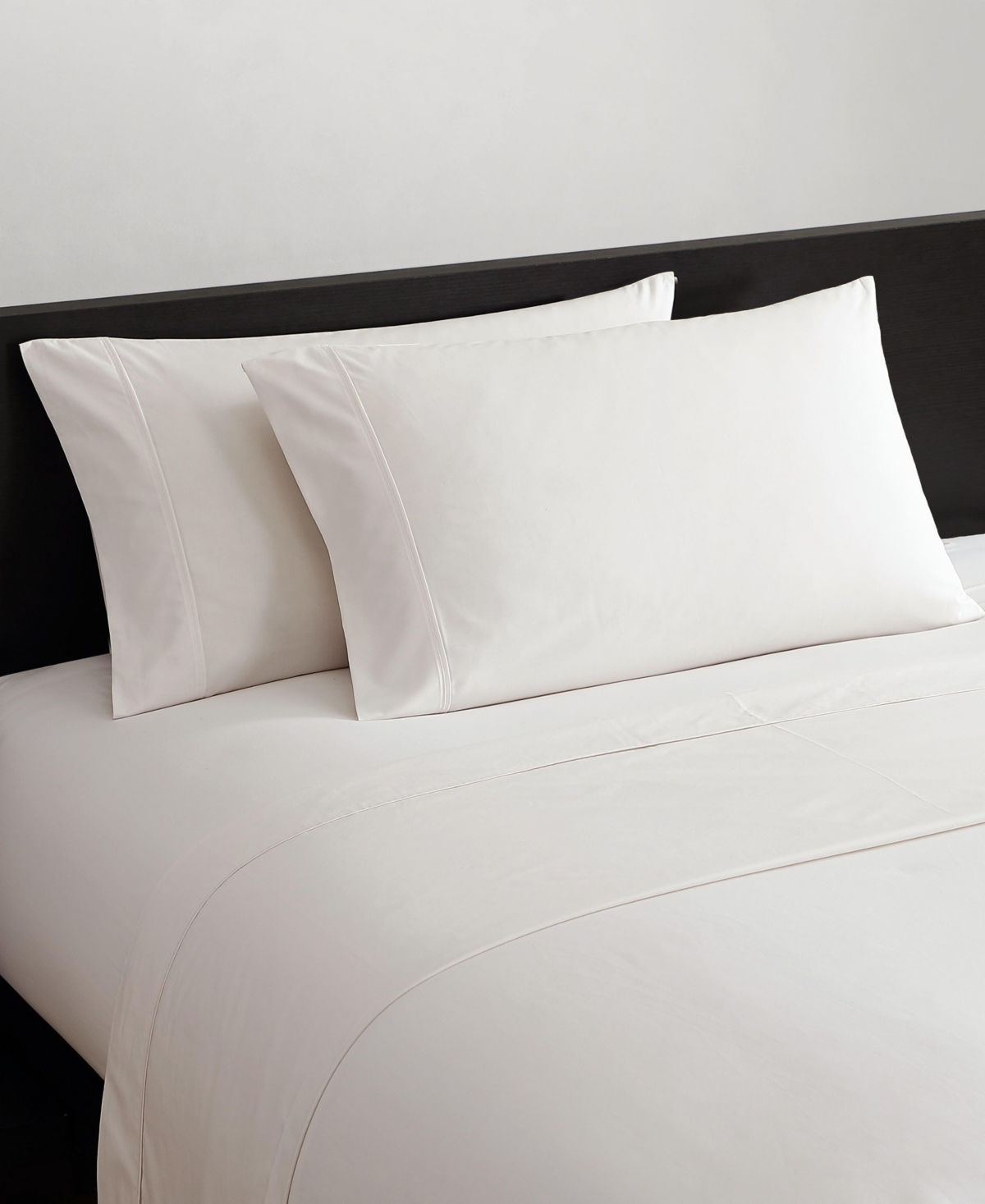 Vera Wang Egyptian 200-Thread Count Cotton Solid 4-Pc. Sheet Set