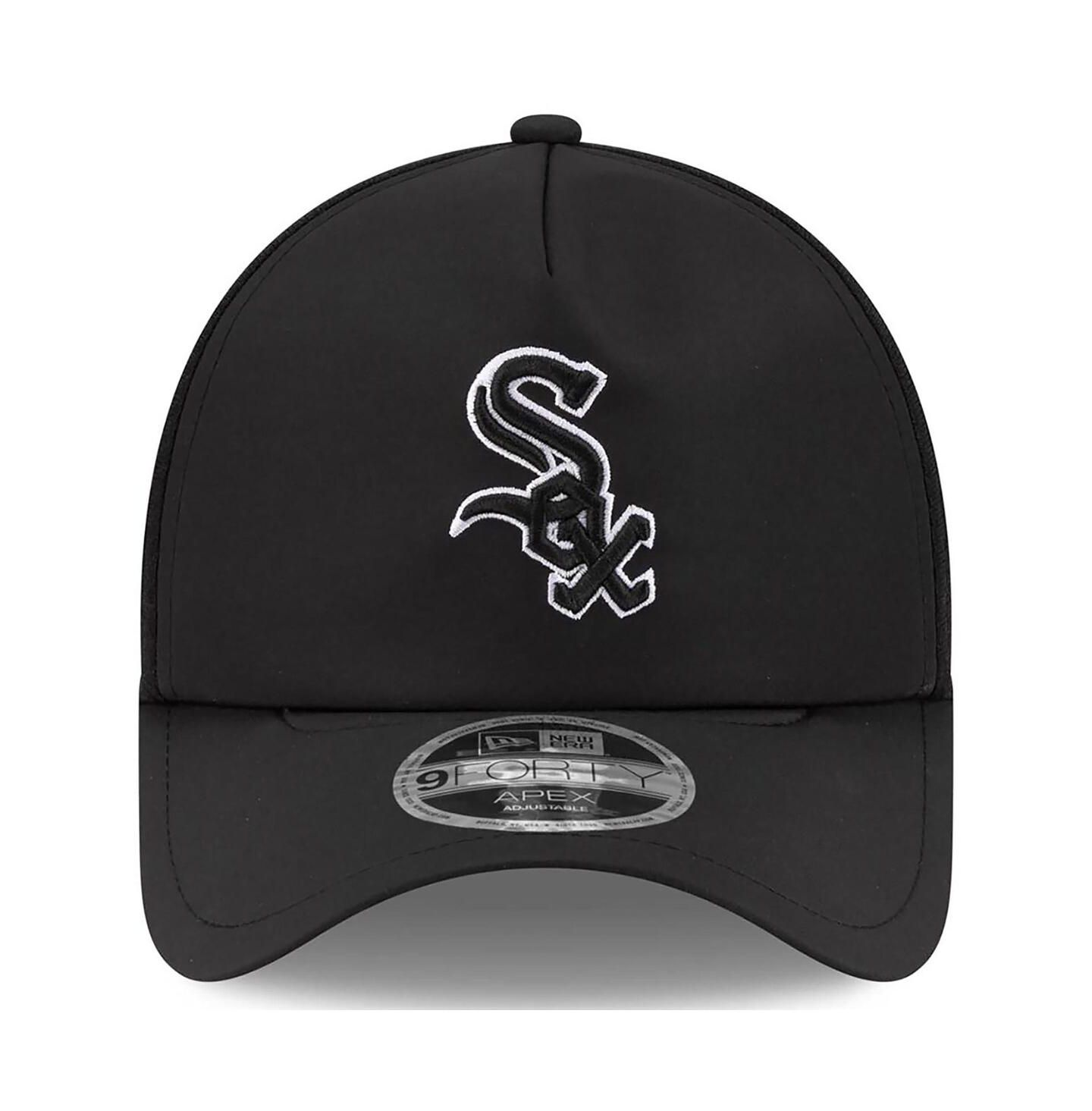 Мужская кепка New Era Black Chicago White Sox 2026 Batting Practice Apex 9FORTY Adjustable Trucker Hat — фото 4
