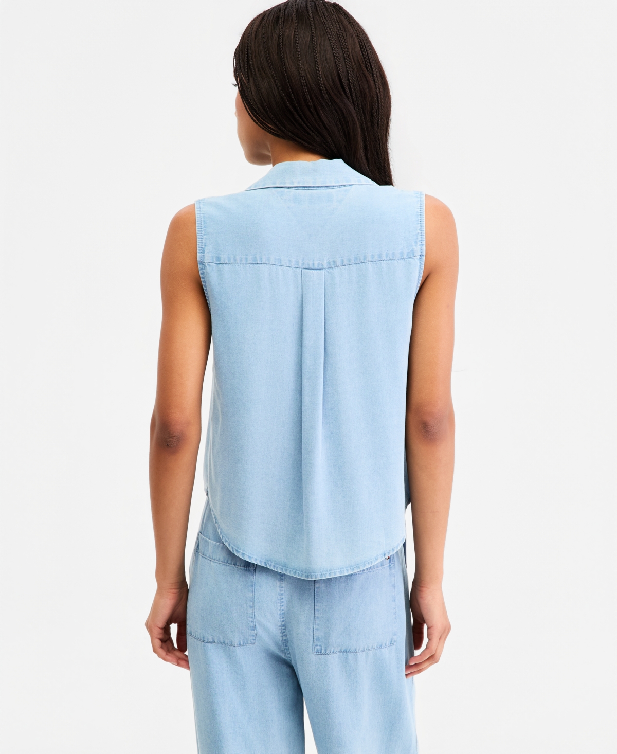 Tommy Hilfiger Women's Collared V-Neck Sleeveless Shirt