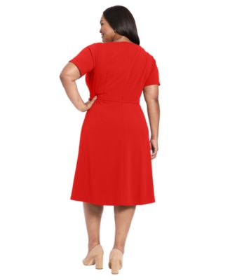 Plus Size Fit and Flare Short Sleeve Dress