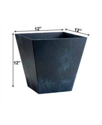 Contemporary Square Planter in Plastic for Modern Outdoor Decor
