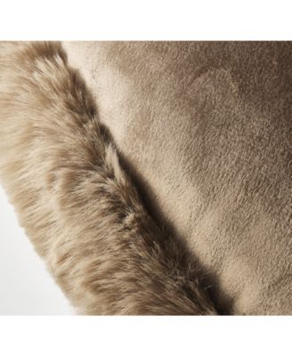 Shay Faux Fur Round Pillow 18"