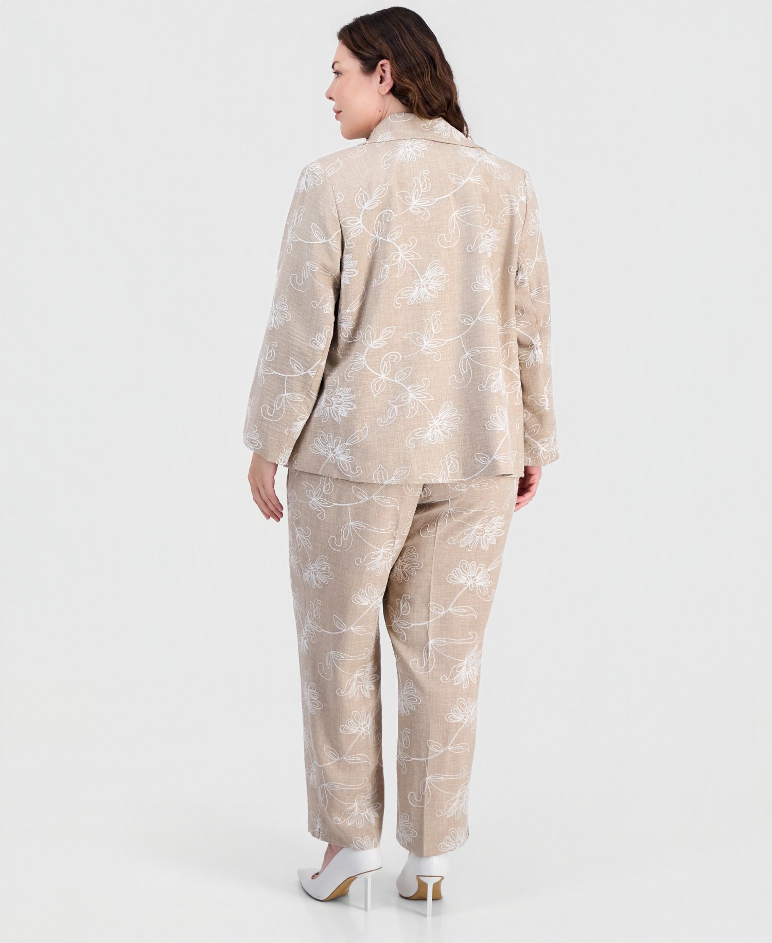 Plus Size Boxy Collared Jacket