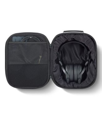 YH-C3000 Closed Back Wired Headphones