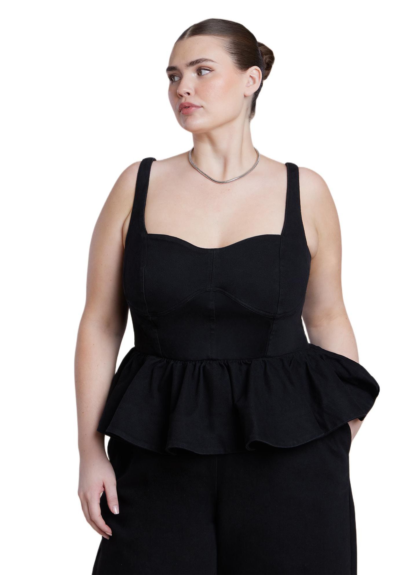 Женский комбинезон ELOQUII Plus Size Peplum Barrel Leg Jumpsuit, цвет: Чёрный варёный — фото 2