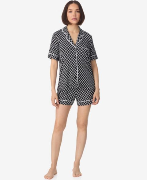 Женский пижамный комплект DKNY: топ с воротником и коротким рукавом и боксеры, цвет: Чёрный