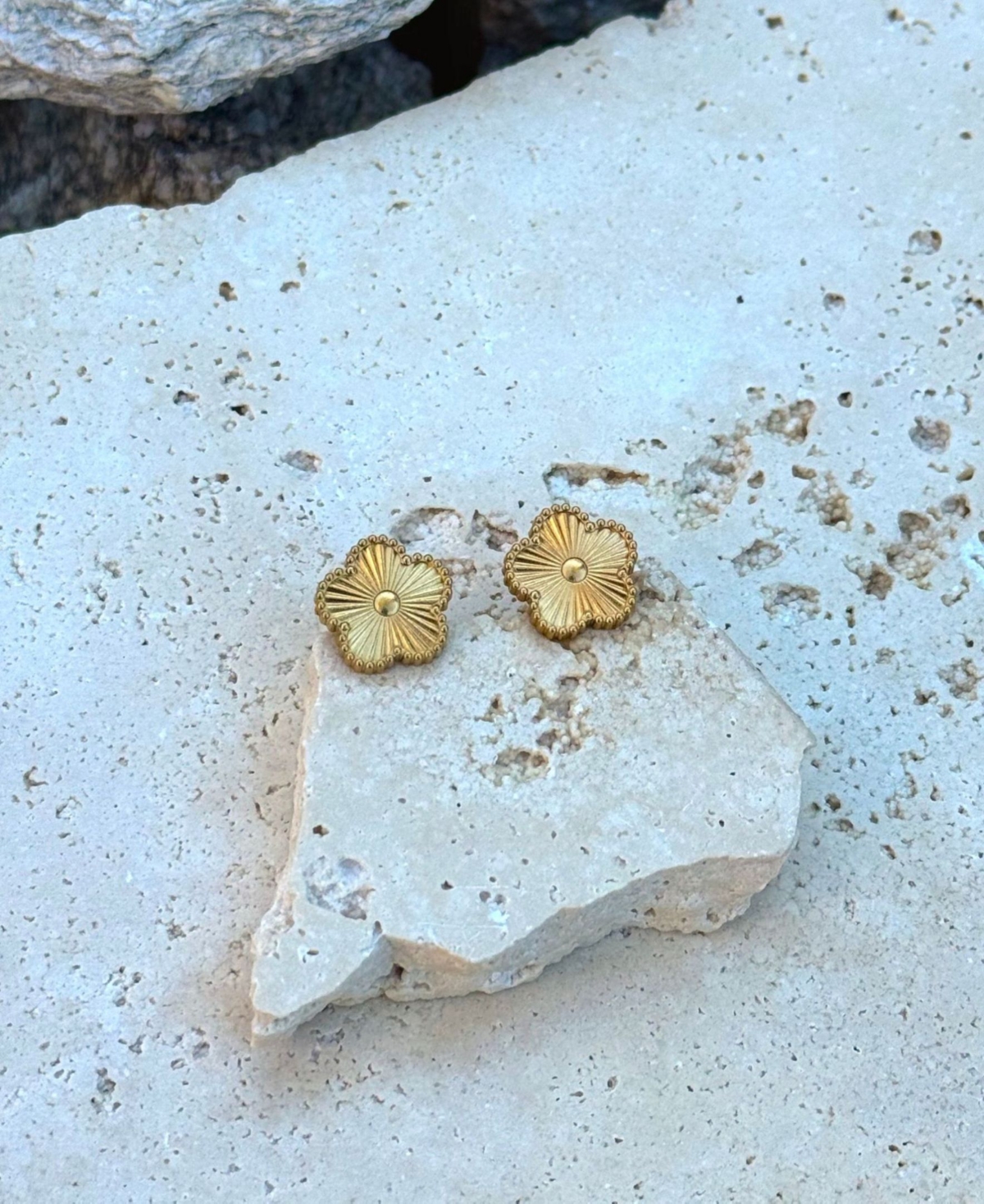 Adornia Tarnish Resistant Gold 5-Leaf Clover Stud Earrings