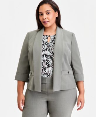 Plus Size Shawl-Collar 3/4-Sleeve Blazer