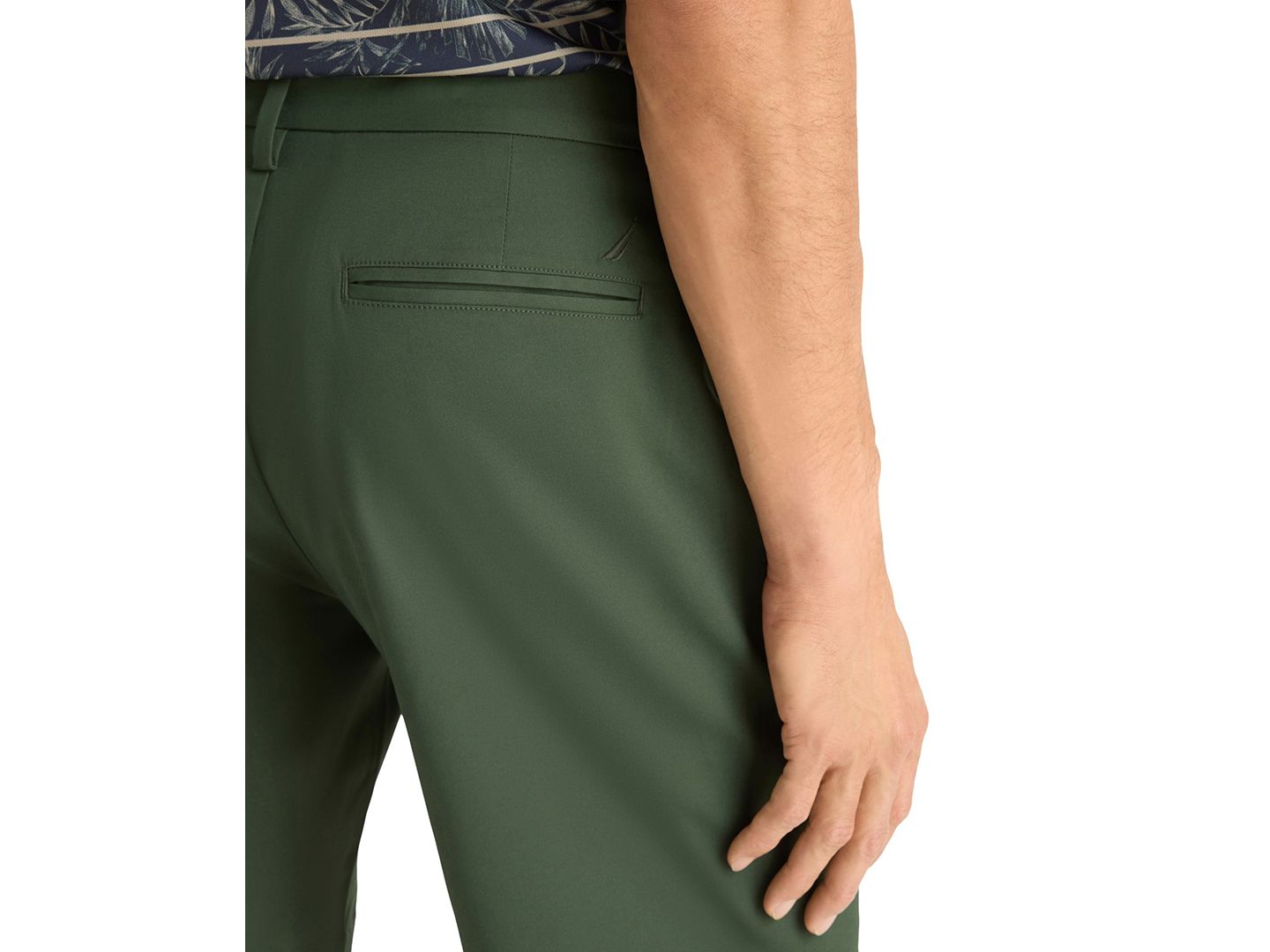 Мужские шорты Nautica 8.5" Slim-Fit Performance, цвет: Deepforest — фото 4