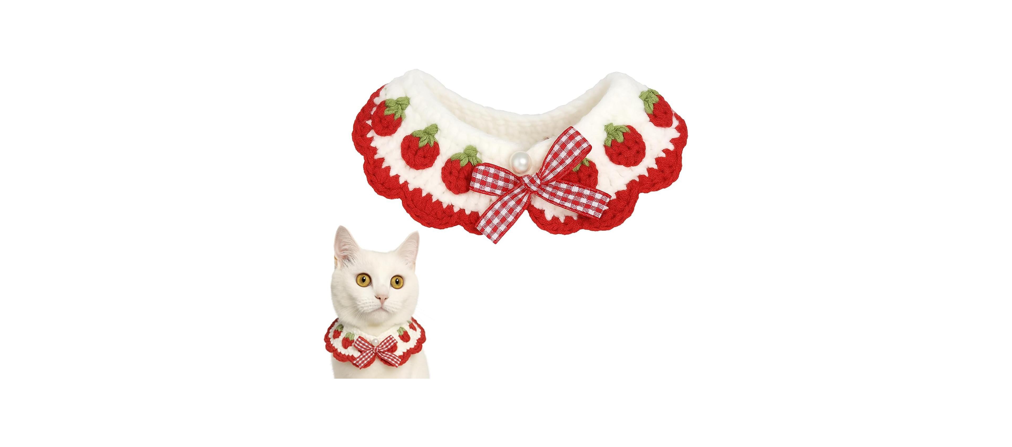 Aronkl Handmade Crocheted Cat Collar Breakaway Cute Strawberry Bow Tie Soft Comfortable Adjustable for Kittens Small Puppies