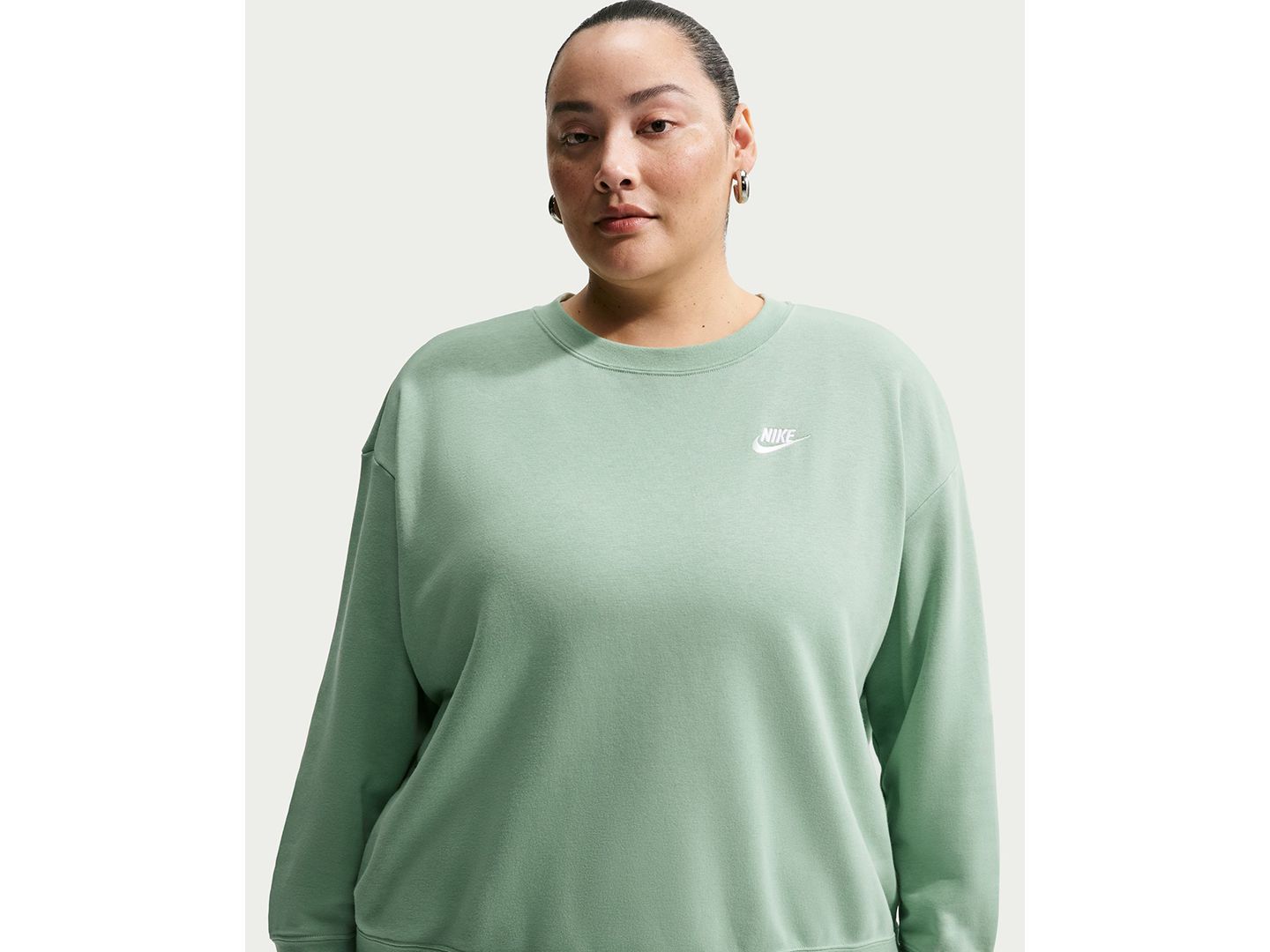 Женский свитшот Nike Plus Size Sportswear Club Fleece Loose Crewneck, цвет: Белый — фото 3