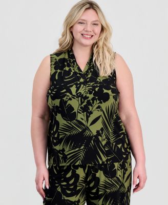 Plus Size Printed Triple-Pleat V-Neck Top