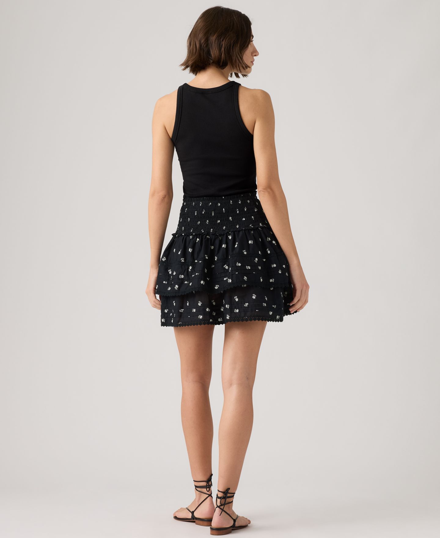 Женская юбка Levi's Premium Mid-Rise Smocked Cotton Mini, цвет: Антрацитовый — фото 5