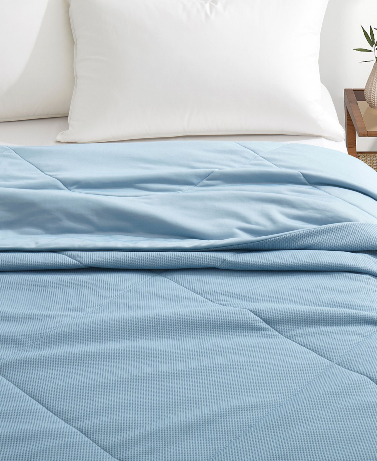 Unikome Oversize Reversible Ultra Soft Waffle Cooling Blanket