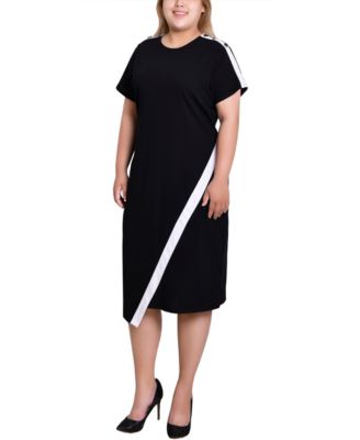 Plus Size Short-Sleeve Assymetrical Hem Dress