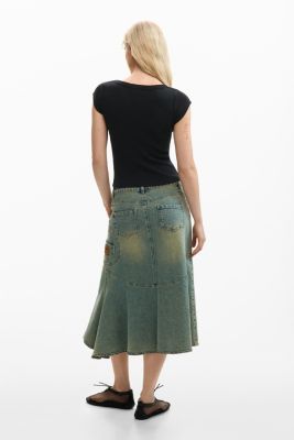 Women's Fitted flower t-shirt