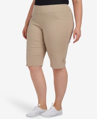 Plus Size Solid Color Tech Stretch Skimmer Shorts