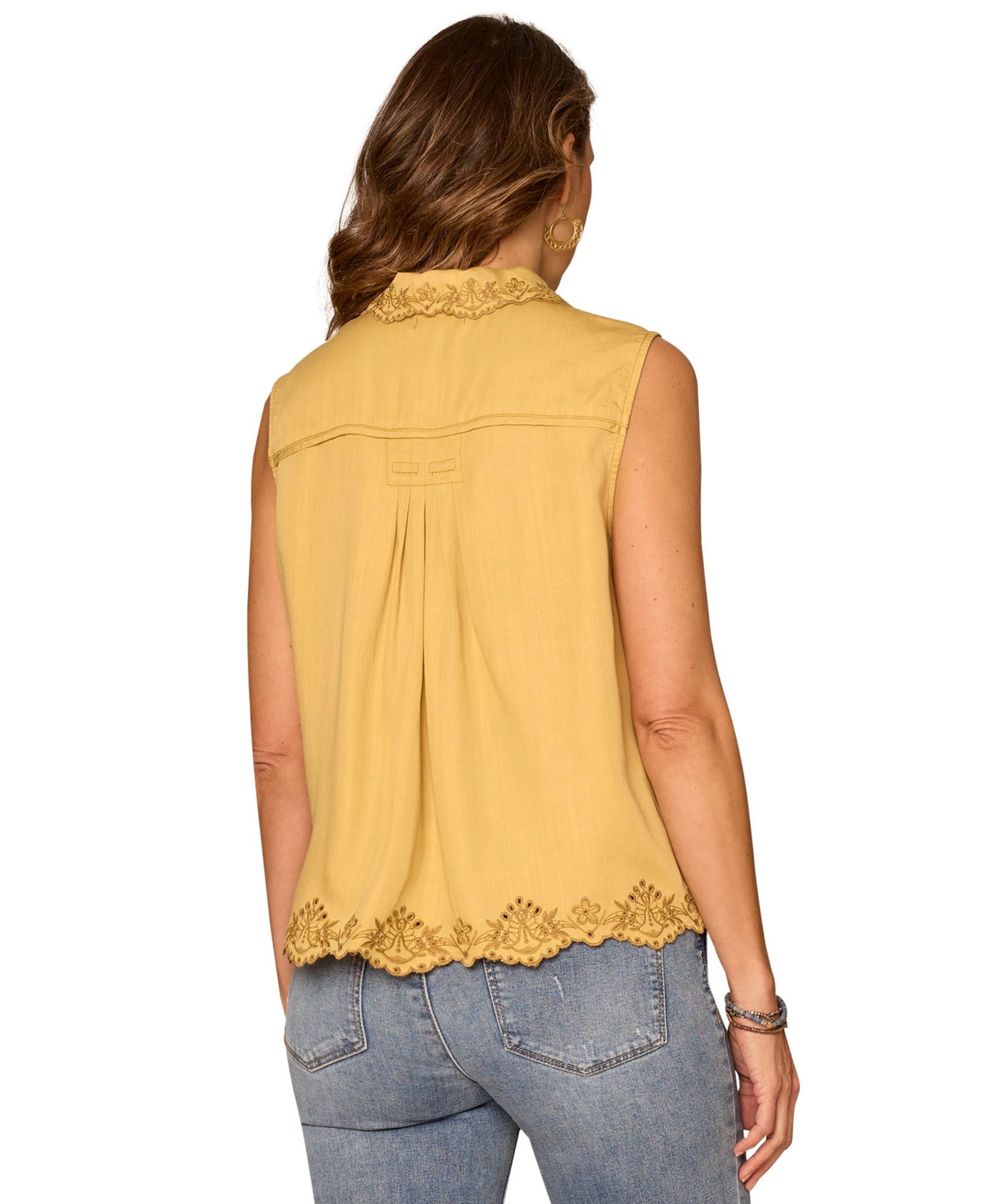 Petite Collared Sleeveless Half Placket Top